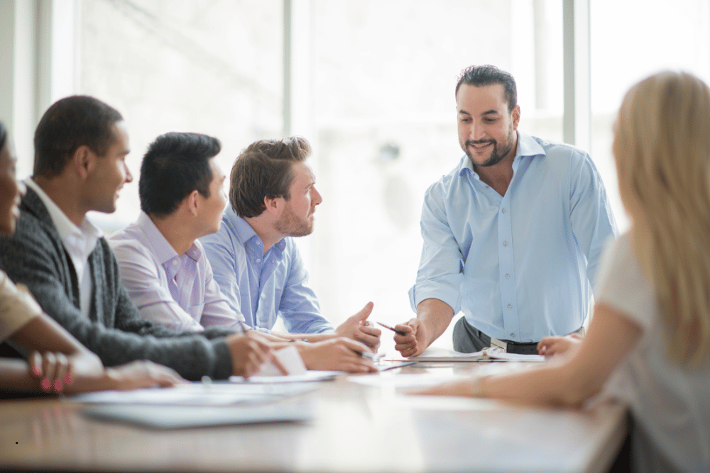 Leading the Team Well with leadership and management training programs